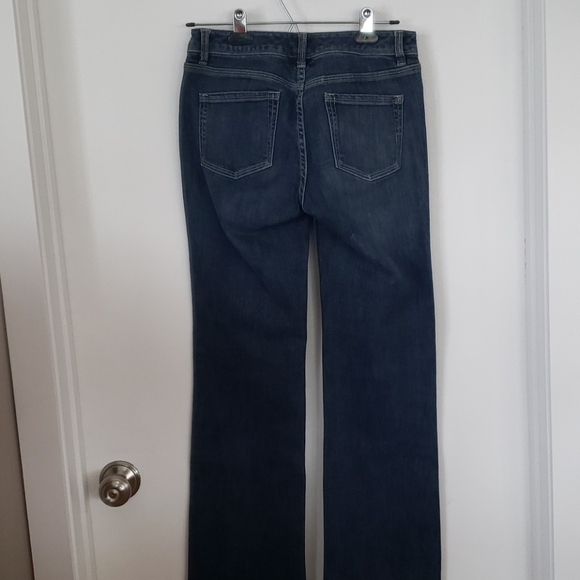 WHITE HOUSE BLACK MARKET  JEANS - Picture 2 of 9